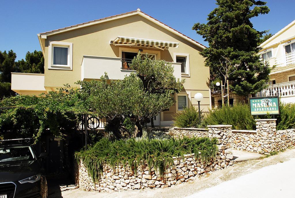 Apartments Maslina Primosten Bagian luar foto